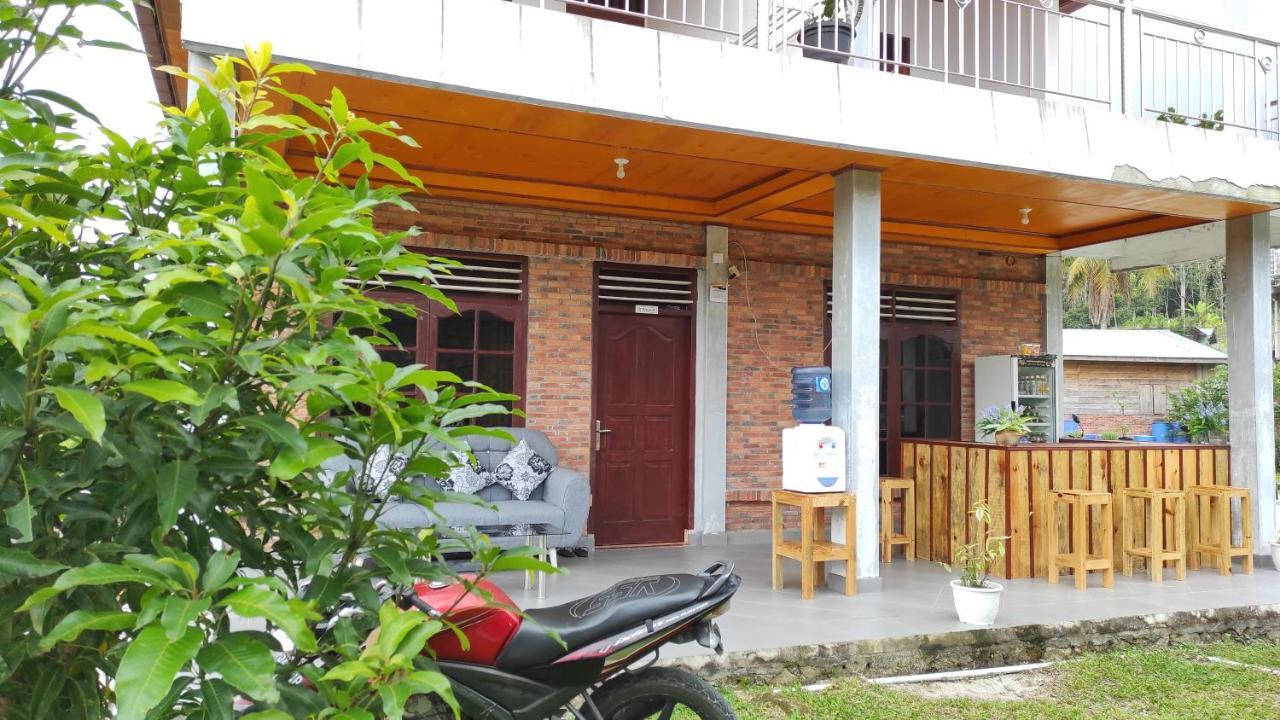 Toba Sunset Tuktuk Siadong Exterior foto